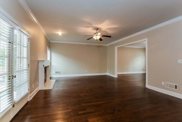 Building Photo - 100 Marsh Glen Point