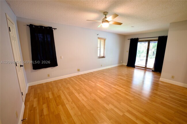Building Photo - 9135 Southern Orchard Rd S