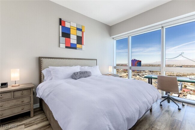 Building Photo - 4471 Dean Martin Dr