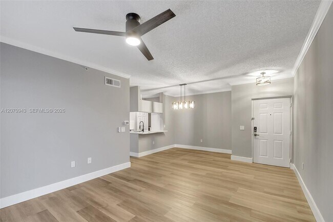 Building Photo - 2206 Tuscany Way