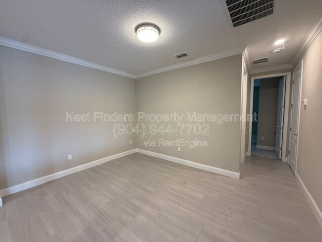 Building Photo - 104 Silver Reef Ln