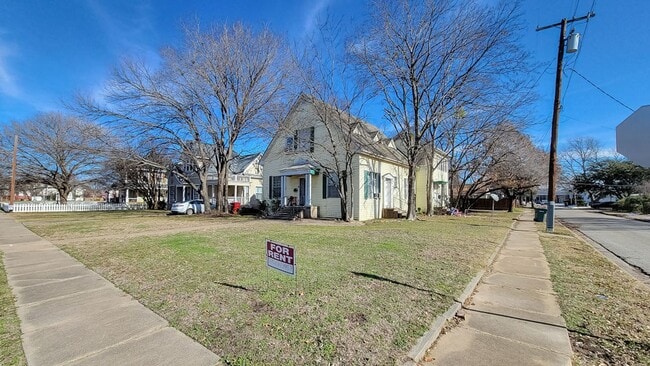Building Photo - Charming 1-Bedroom Apartment in Sherman!