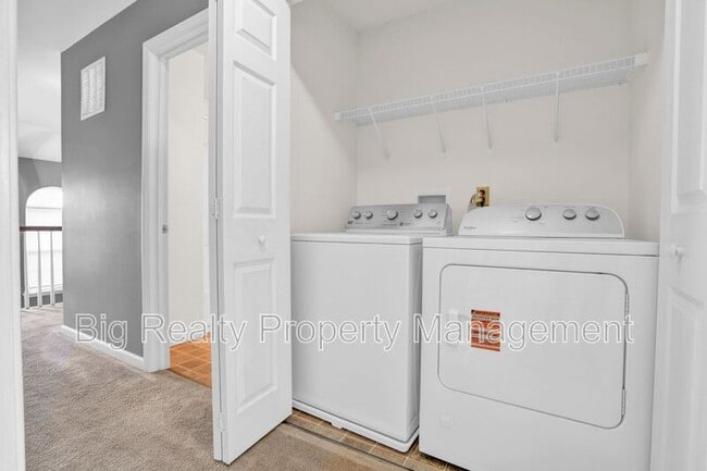 Building Photo - 2024 Morgan Hill Dr