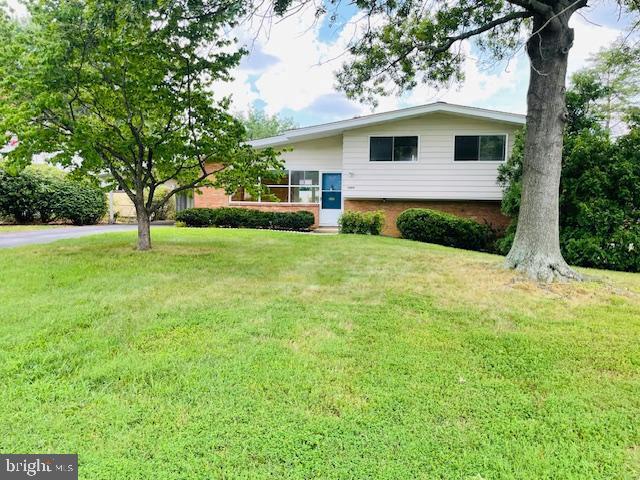 Primary Photo - 5900 King James Dr