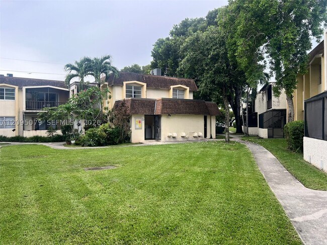 Building Photo - 7825 Miller Dr