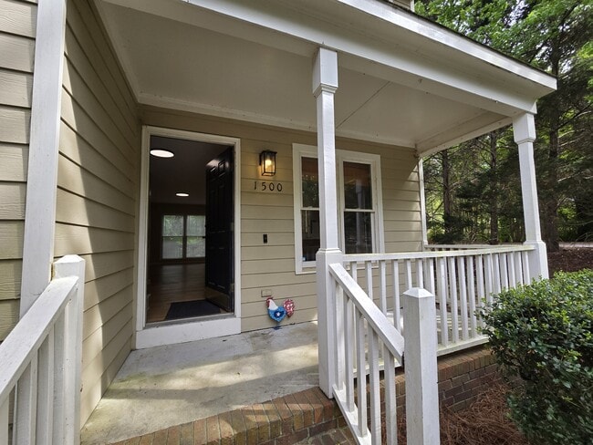 Building Photo - 1500 Oakland Hills Way