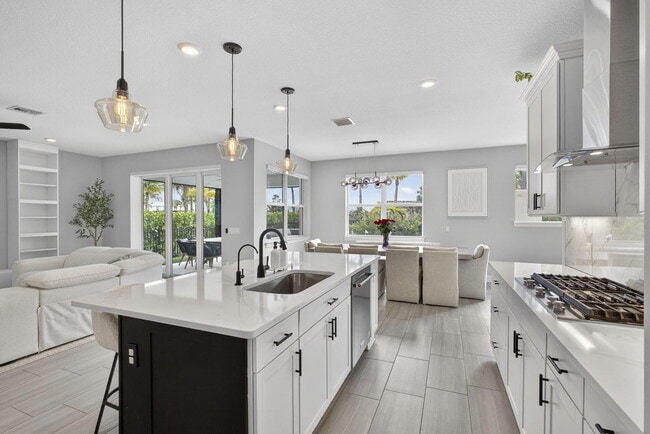 Building Photo - 12534 Triumph Ln