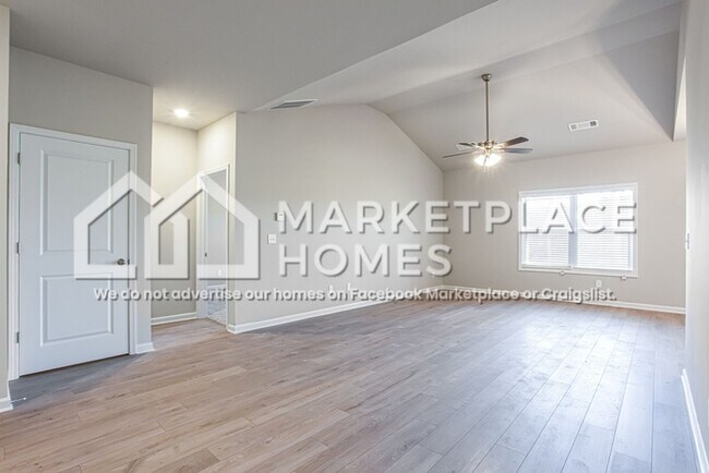 Building Photo - 230 W L Miller Dr