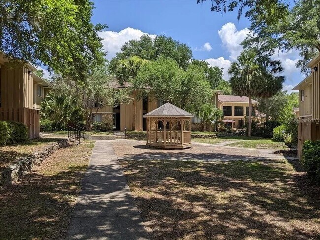 Building Photo - 507 NW 39th Rd