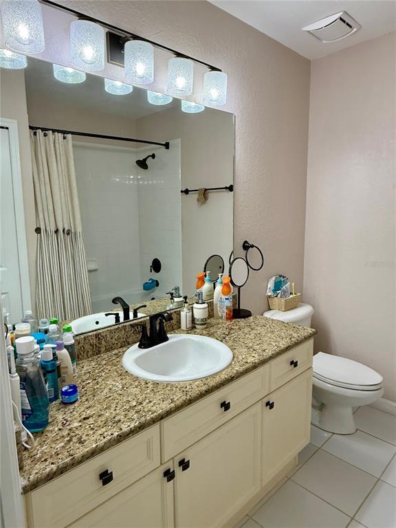 Building Photo - 13201 Opal Ct S