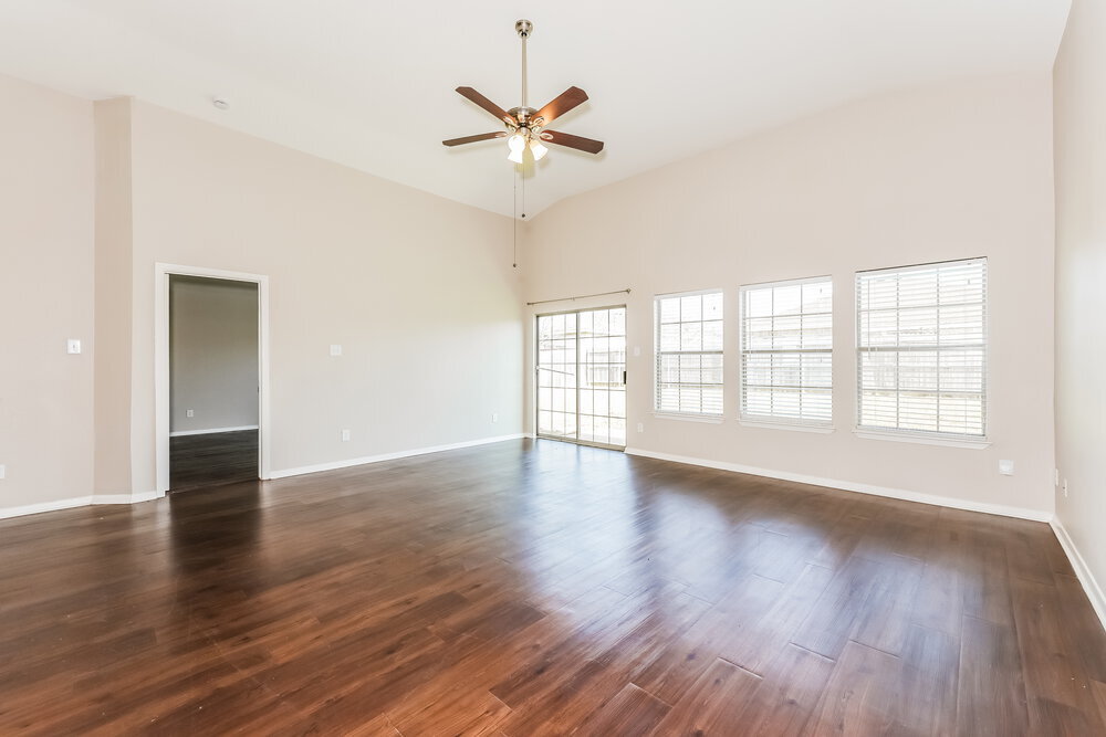 Building Photo - 926 Hannah Way