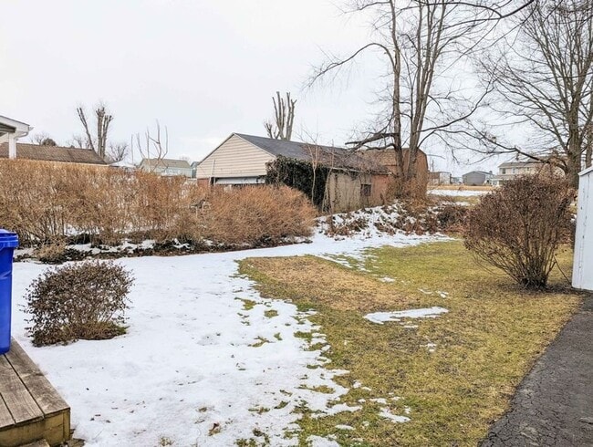 Primary Photo - 3 Bedroom House on Quiet Street in Monaca