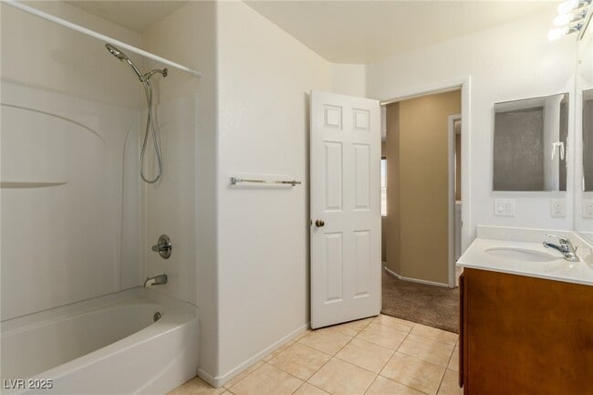 Building Photo - 179 Redwood Pond Dr
