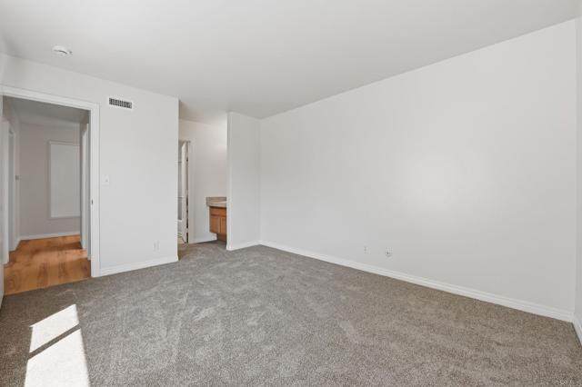 Building Photo - 1237 Evergreen Dr