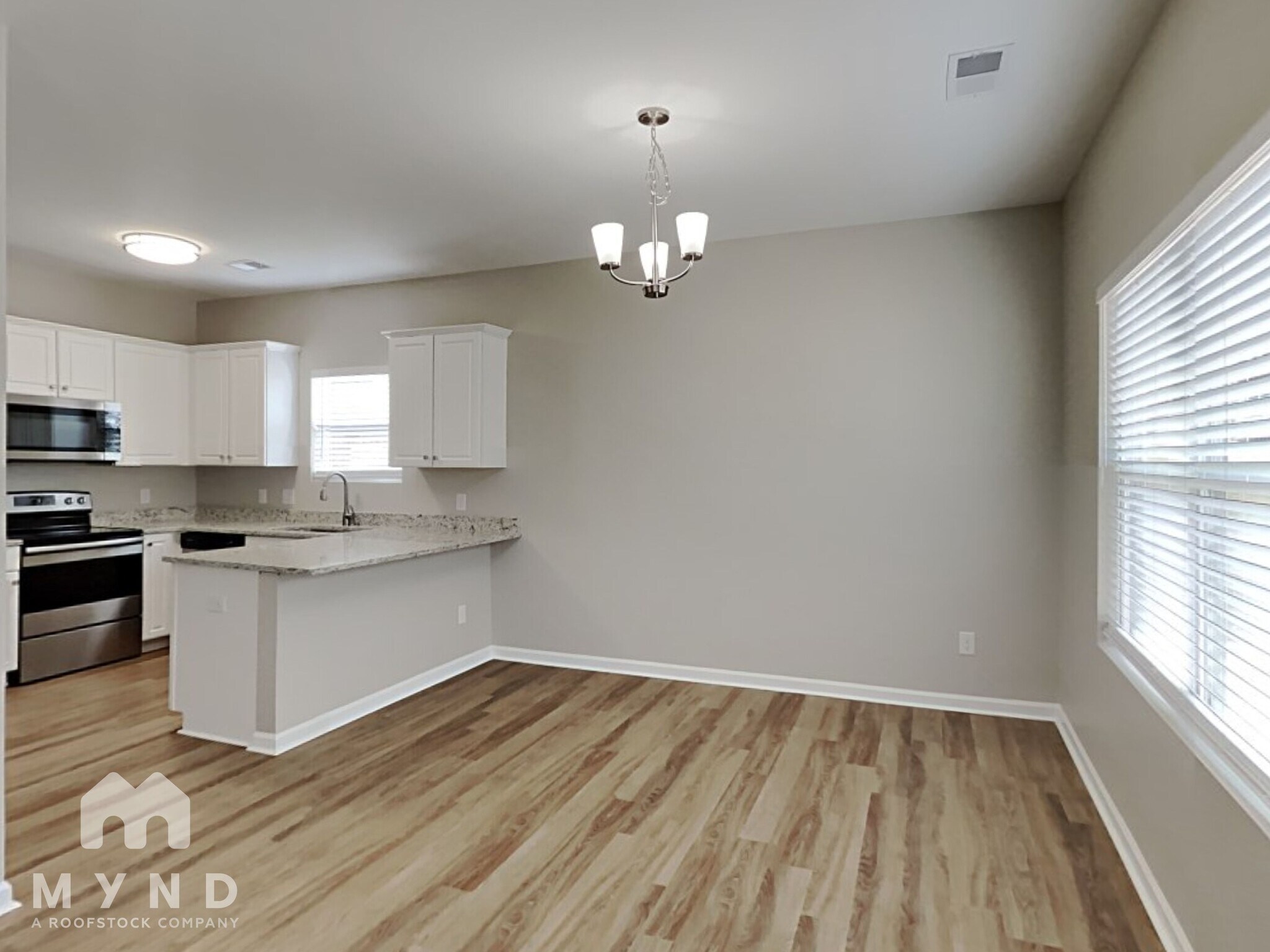 Building Photo - 1402 A Neely St