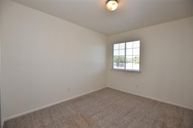 Building Photo - 3305 Winding River Trail