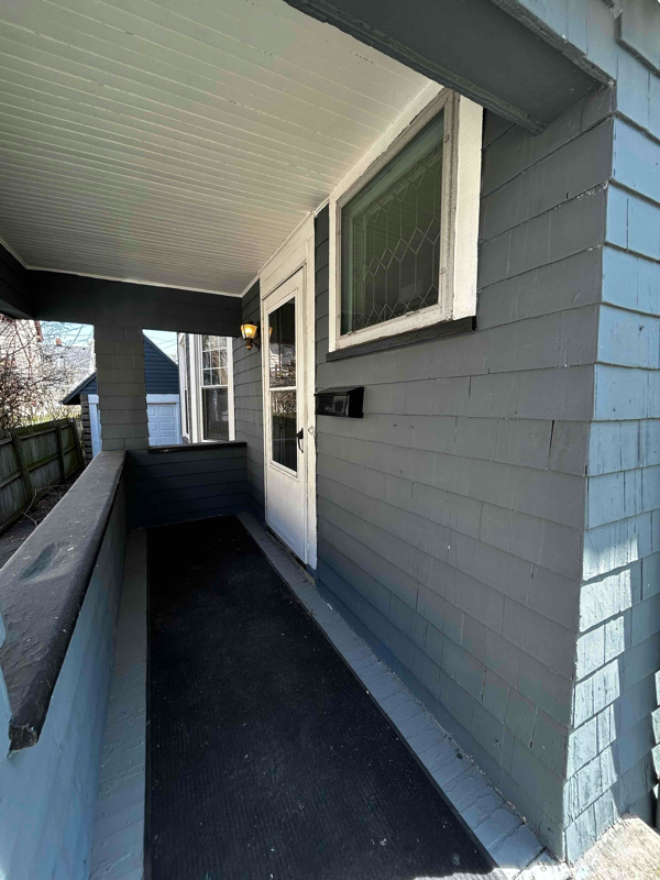 Building Photo - 64 Cornell St