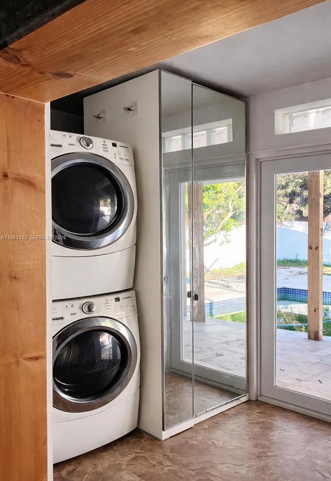 Building Photo - 471 NE 162nd St