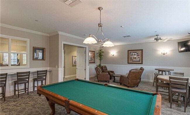 Building Photo - 15723 Parkhouse Dr