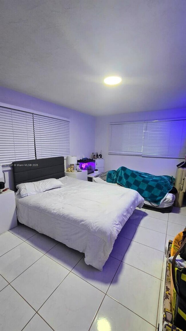 Building Photo - 15120 SW 87th Ave