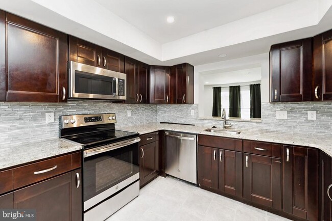 Building Photo - 12616 Wrightwood Ct