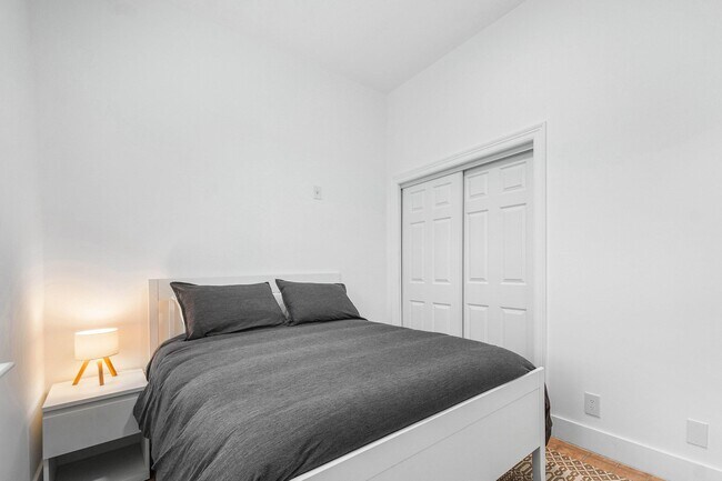 Building Photo - 14539 Belmont Trce