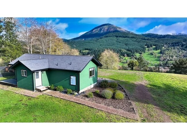 Primary Photo - 17561 Gardner Ridge Rd