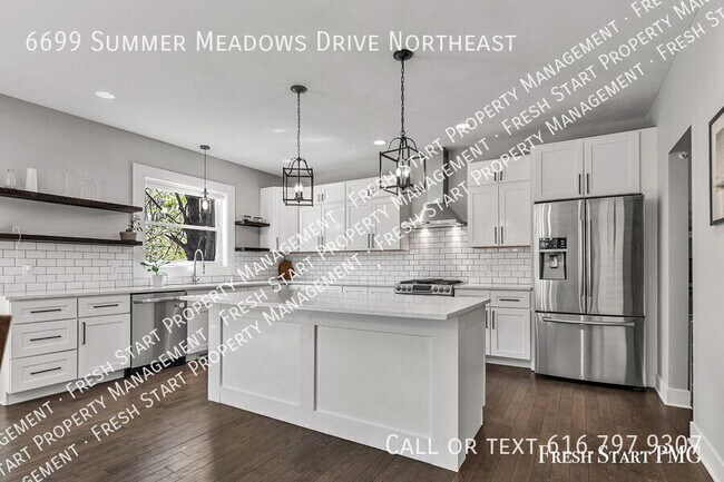 Building Photo - 6699 Summer Meadows Dr NE