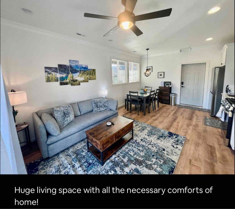 Building Photo - 17 Manley Ln