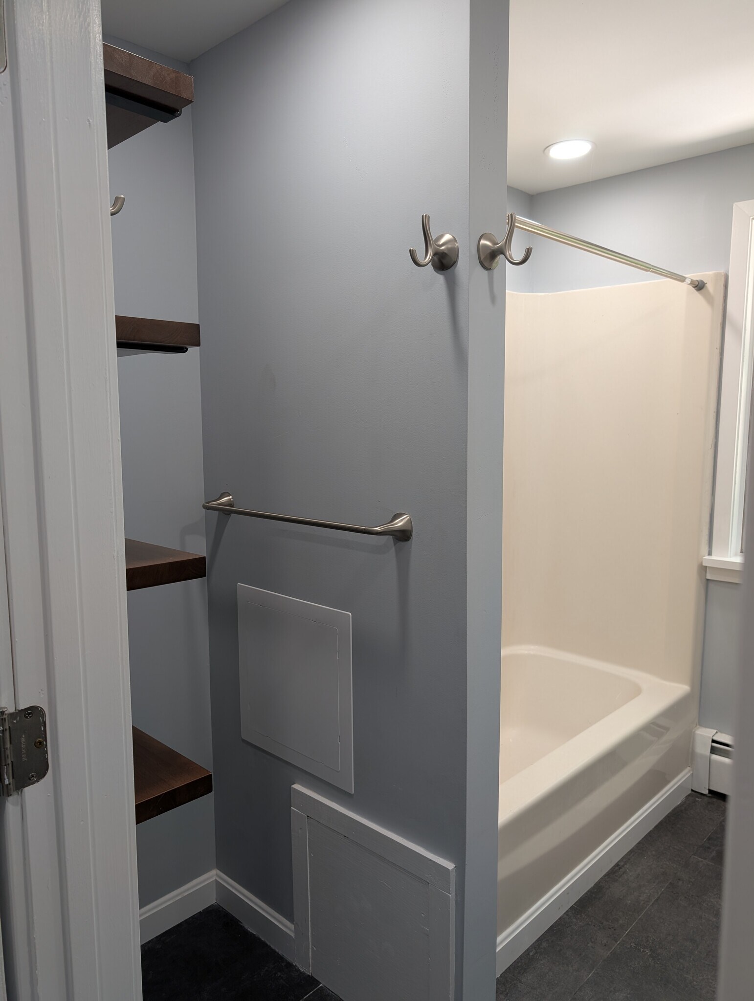 tub/shower - 2014 US Route 3