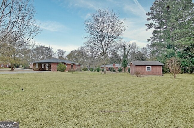 Building Photo - 500 Circle Dr