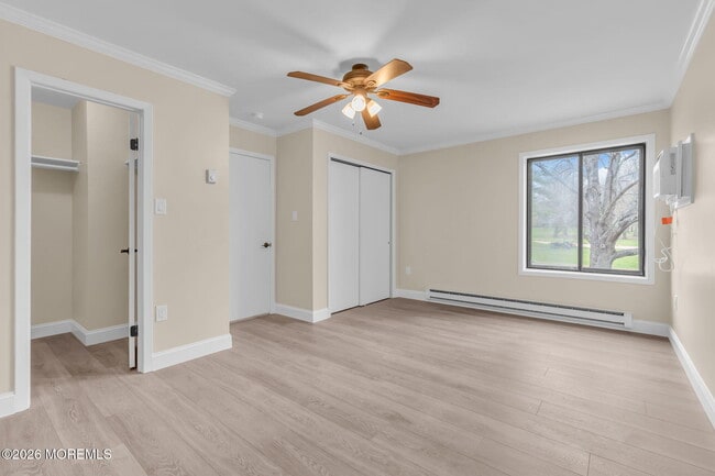 Building Photo - 168 Amberly Dr