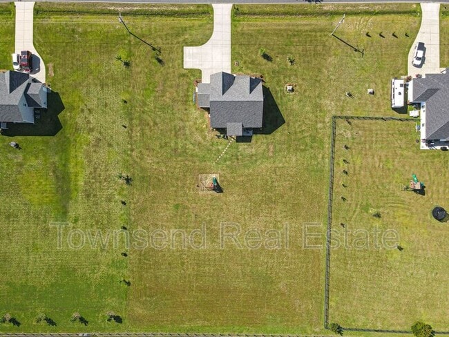 Building Photo - 2935 Duck Pond Rd