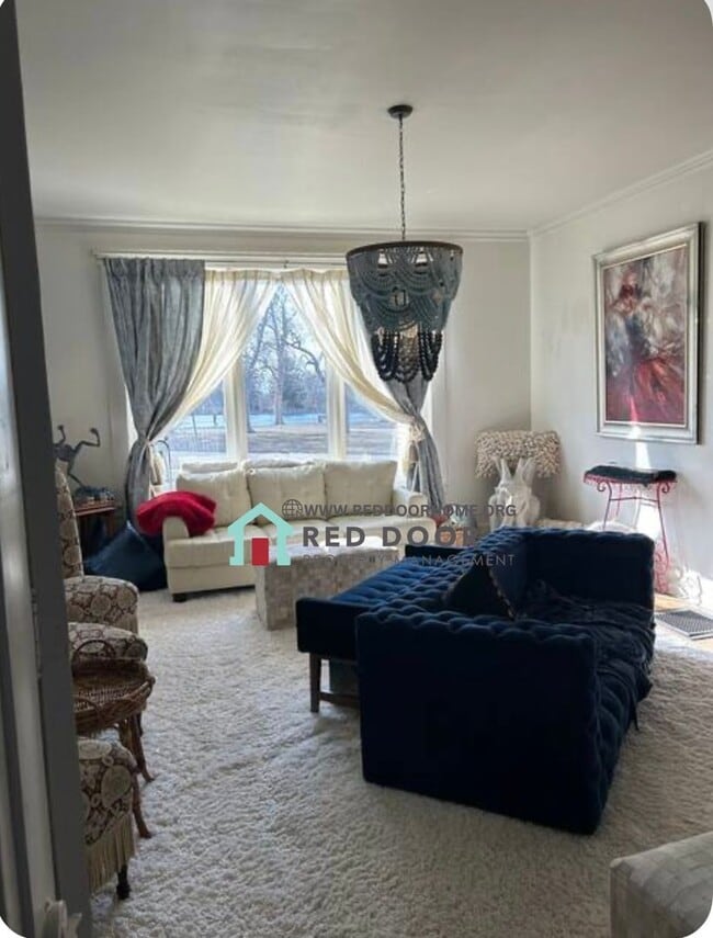 Building Photo - Spacious 4-Bedroom Home in the Heart of Great Falls – Mid-Term Rental