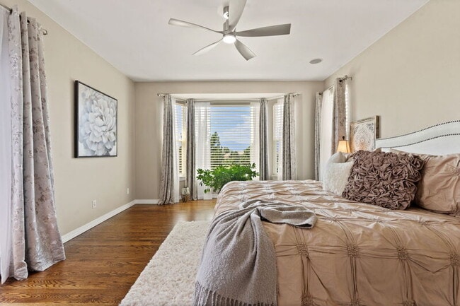 Building Photo - 10214 Pine Glade Dr