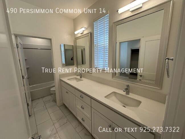 Building Photo - Gorgeous 3 Bed, 2.5 Bath Home in Desirable...