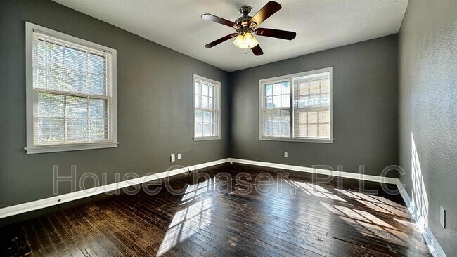 Building Photo - 3414 27th St