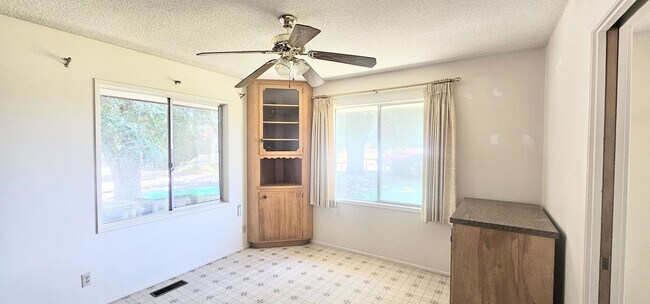 Building Photo - 5 bed 2.5 bath Single Story With 3 CAR Gar...