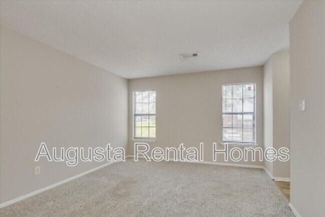 Building Photo - 2515 Ctr W Pkwy