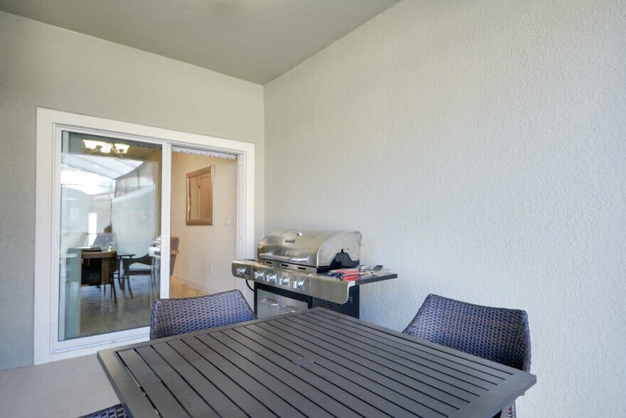 Building Photo - 4807 Brier Rose Ln