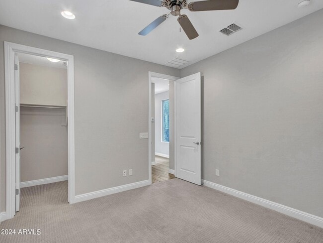 Building Photo - 44529 N Sonoran Arroyo Ln