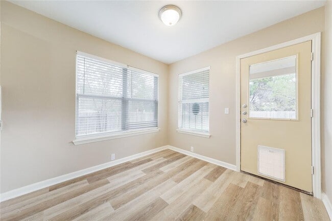Building Photo - 1602 Gouda Ct