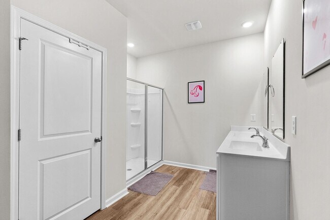 Building Photo - 3144 Fair Rdg Wy