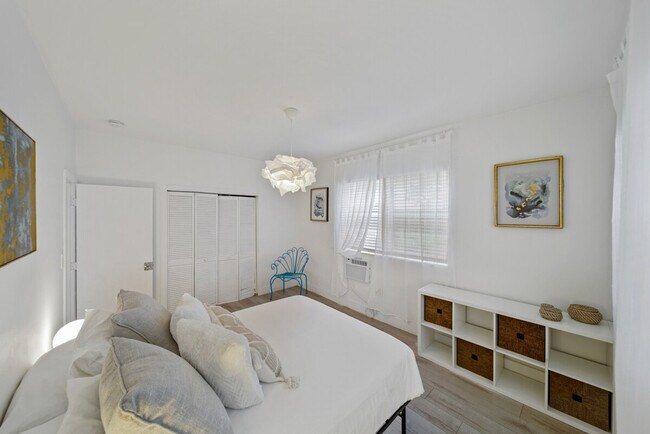 Building Photo - 142 Bay Rd