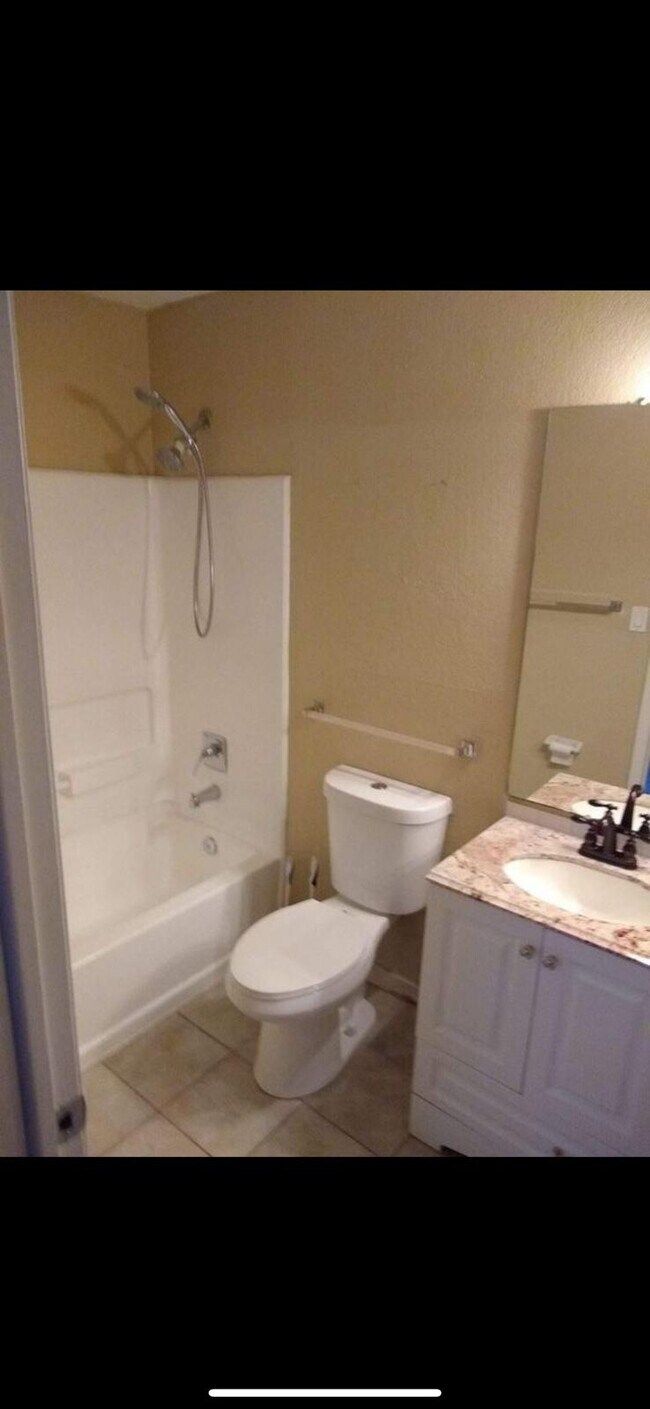 Building Photo - 13405 Arbor Pointe Cir