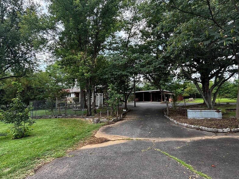 Building Photo - 25339 Rainbow Ranch Ln