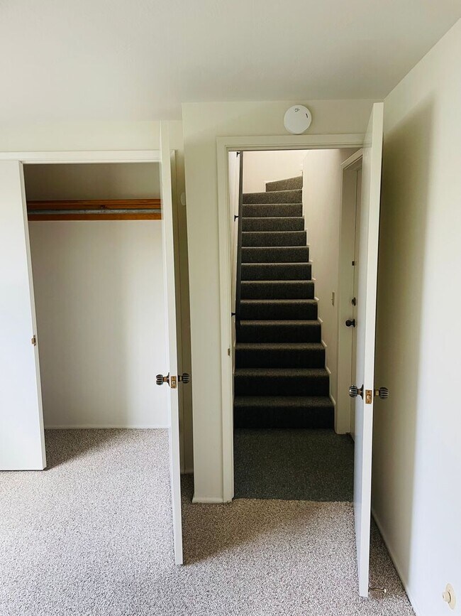 Building Photo - Three bedroom home in The Heights area of Morro Bay