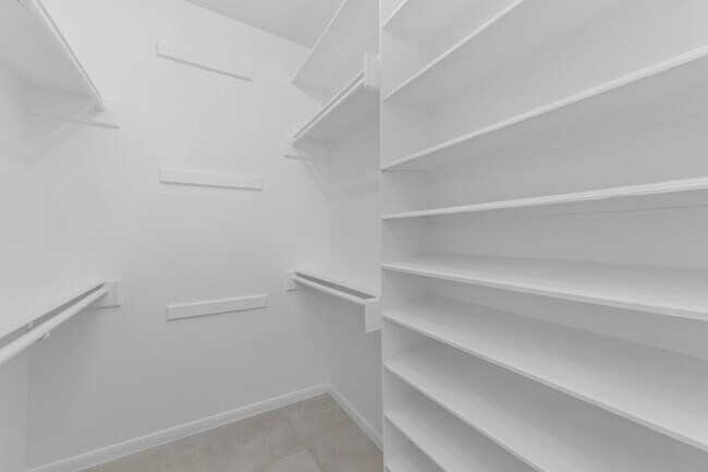 Building Photo - 17402 Wilton Park Ct