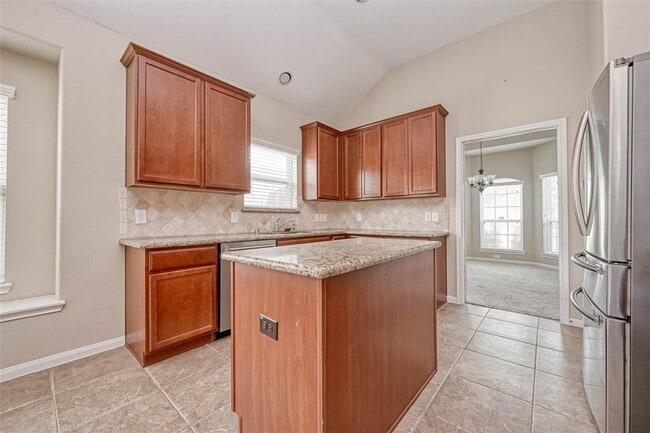 Building Photo - 10019 Taylor Springs Ln
