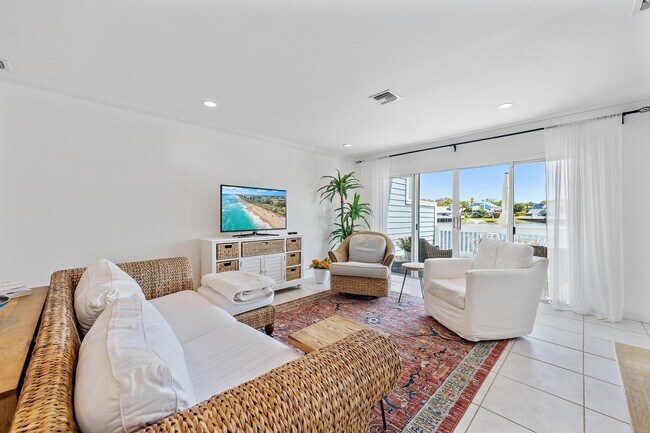 Building Photo - 1217 Ocean Dunes Cir